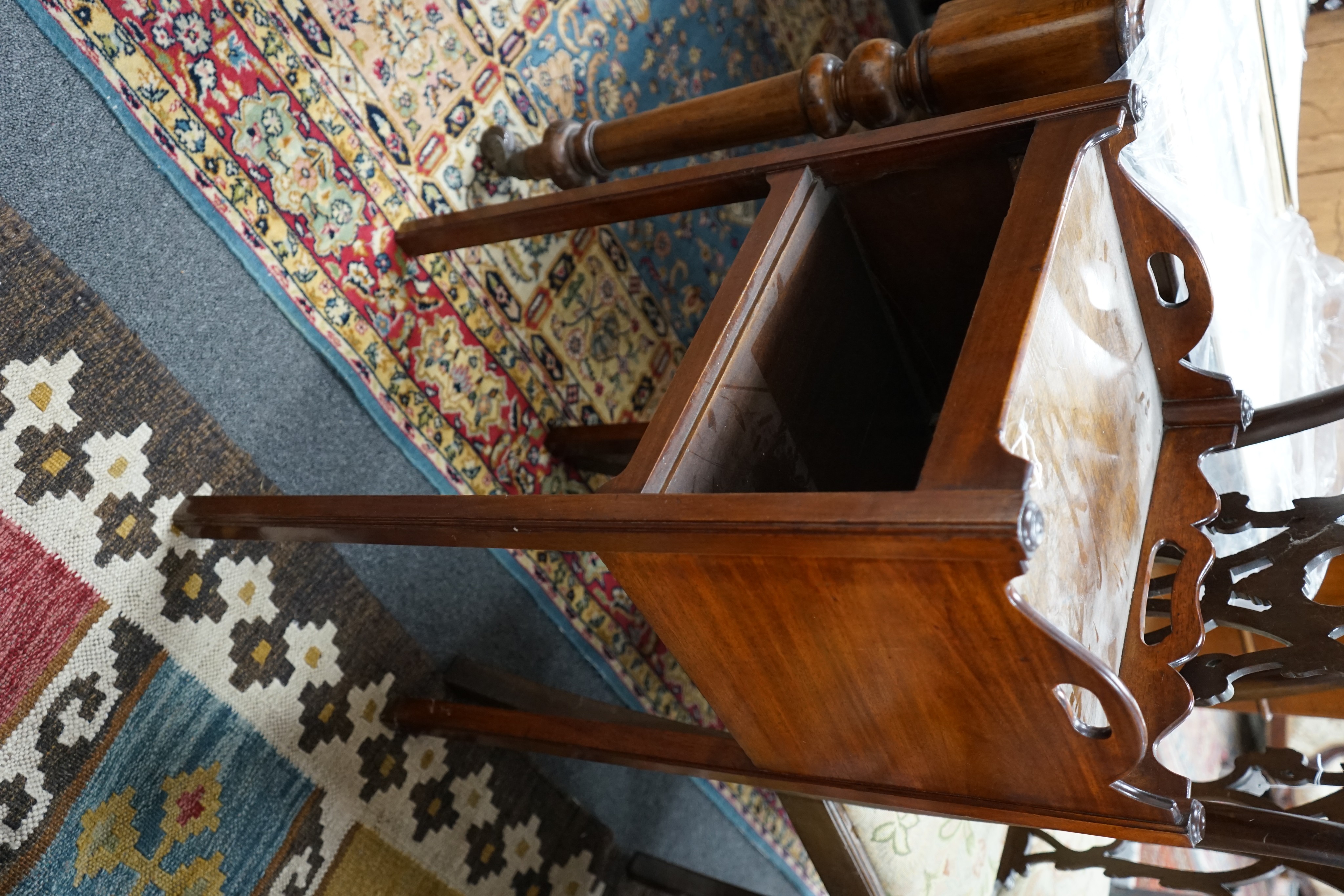 A George III mahogany tray top bedside cabinet, width 42cm, depth 35cm, height 76cm
